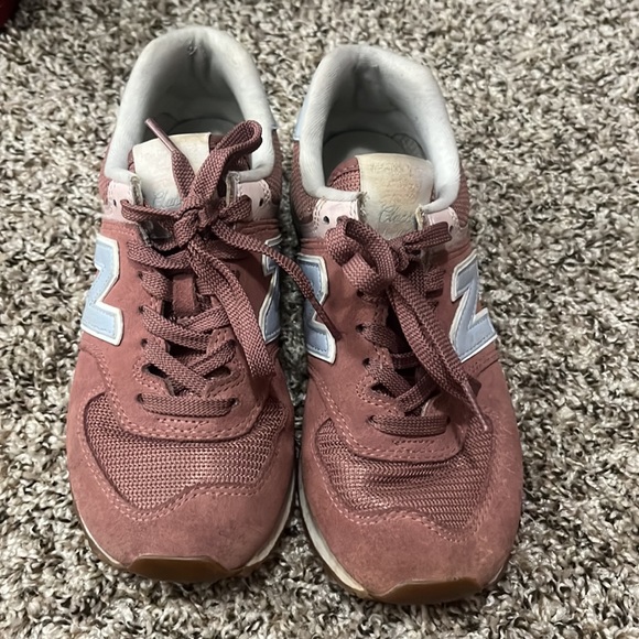 New Balance - Picture 3 of 6